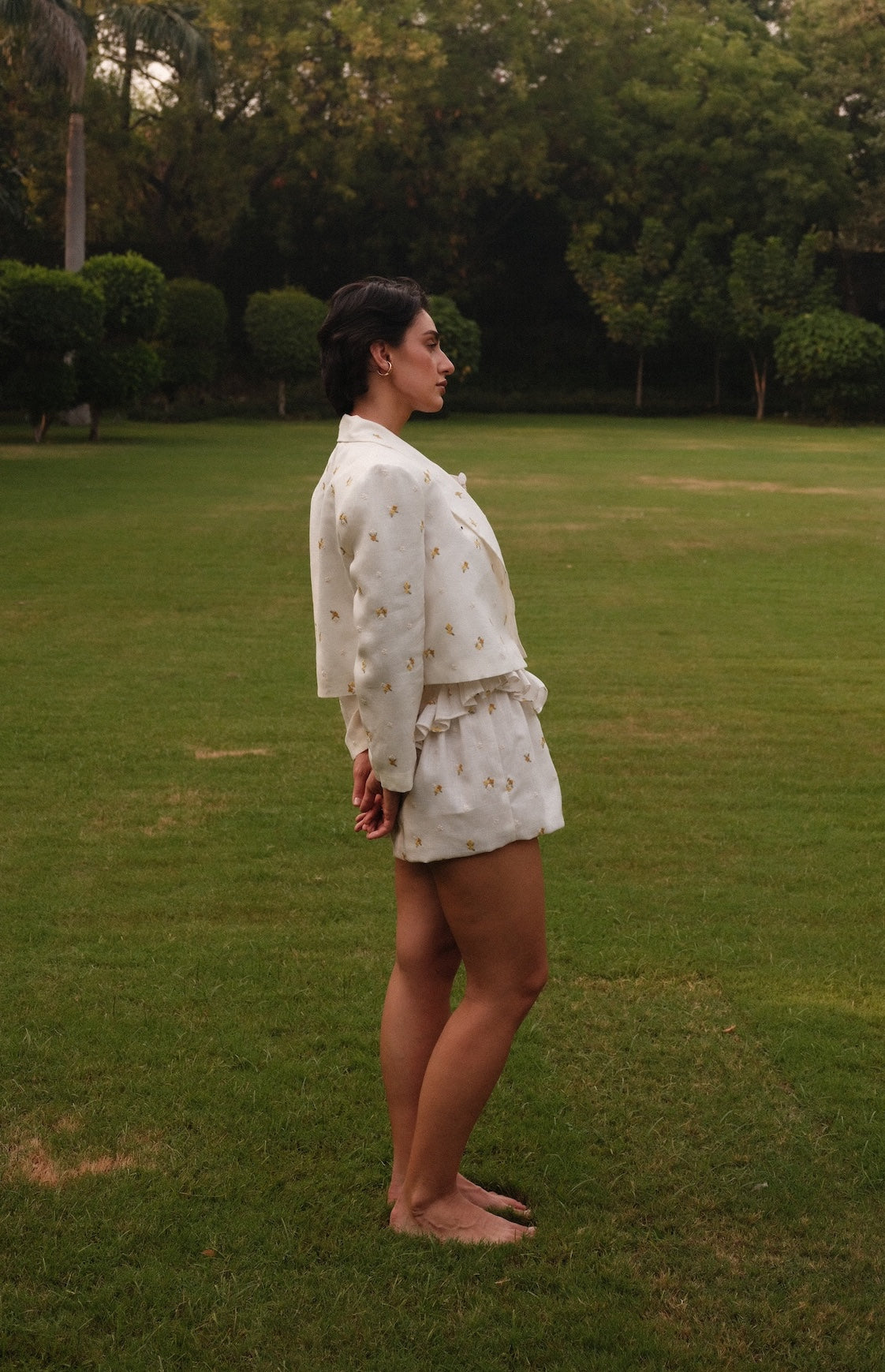 Layla Summer Blazer - Cropped Embroidered Linen