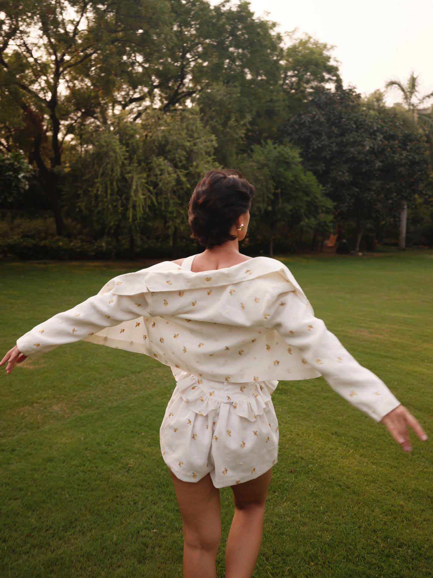 Layla Shorts - Embroidered Linen Balloon Shorts